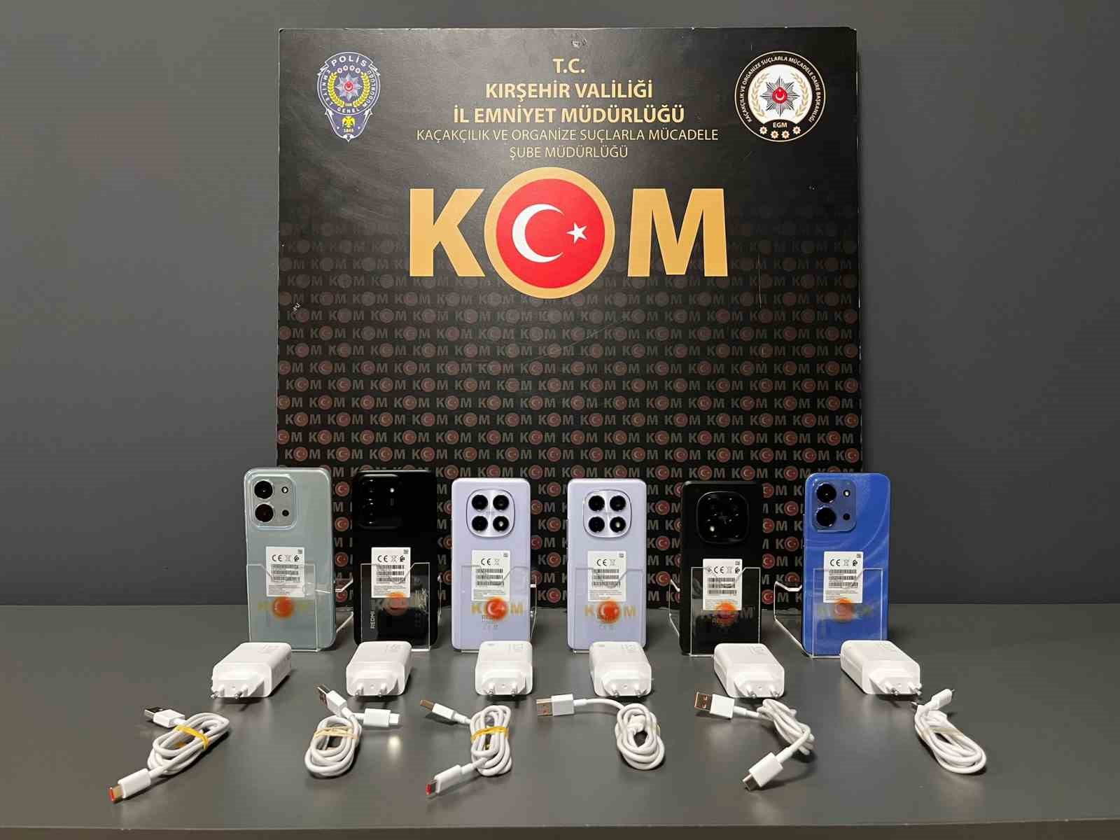 Kırşehir’de kaçak cep telefonu operasyonu
?v=1
