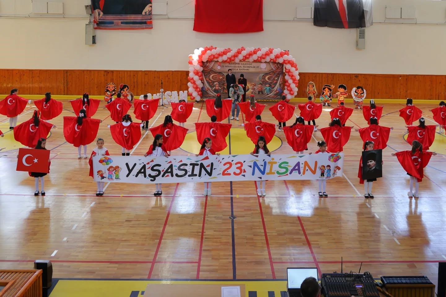 Bayburt’ta 23 Nisan Çocuk Bayramı coşkuyla kutlandı
?v=1