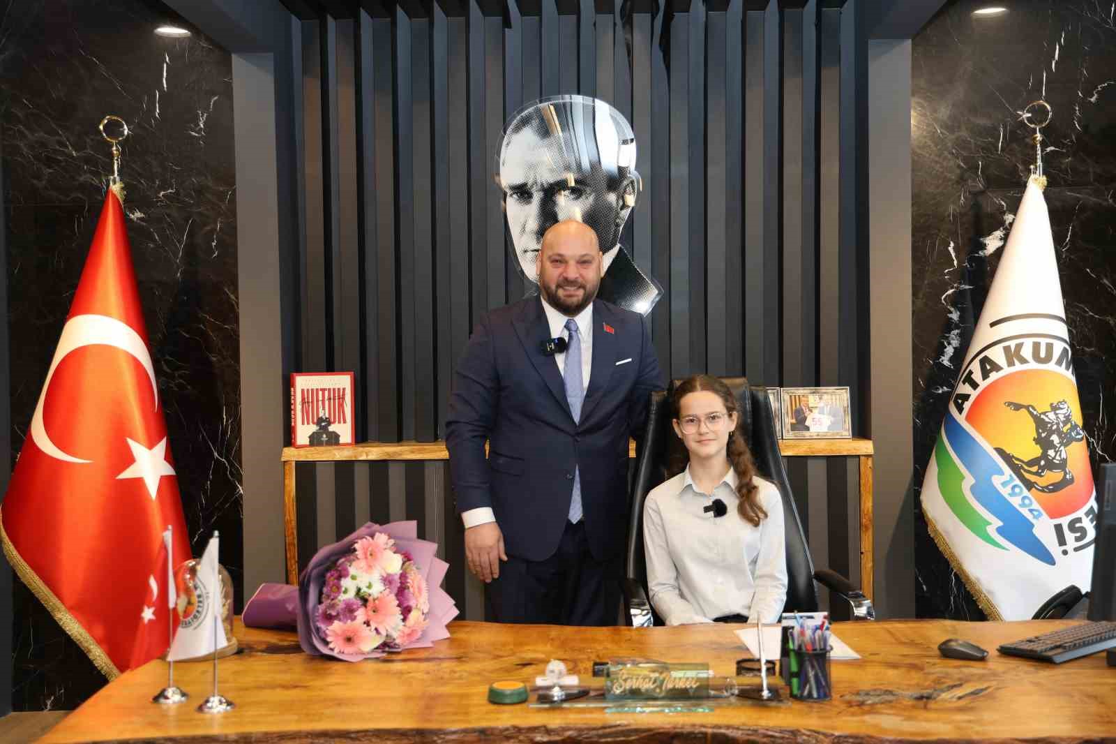 Başkan Türkel, makam koltuğunu Melis Neva Aydın’a bıraktı
?v=1