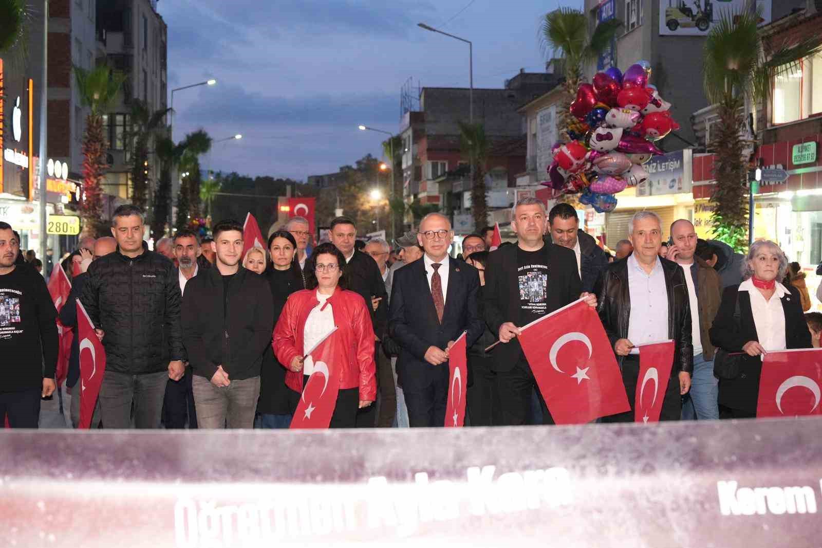 Turgutlu’da ‘Sessiz Saygı’ korteji
?v=1