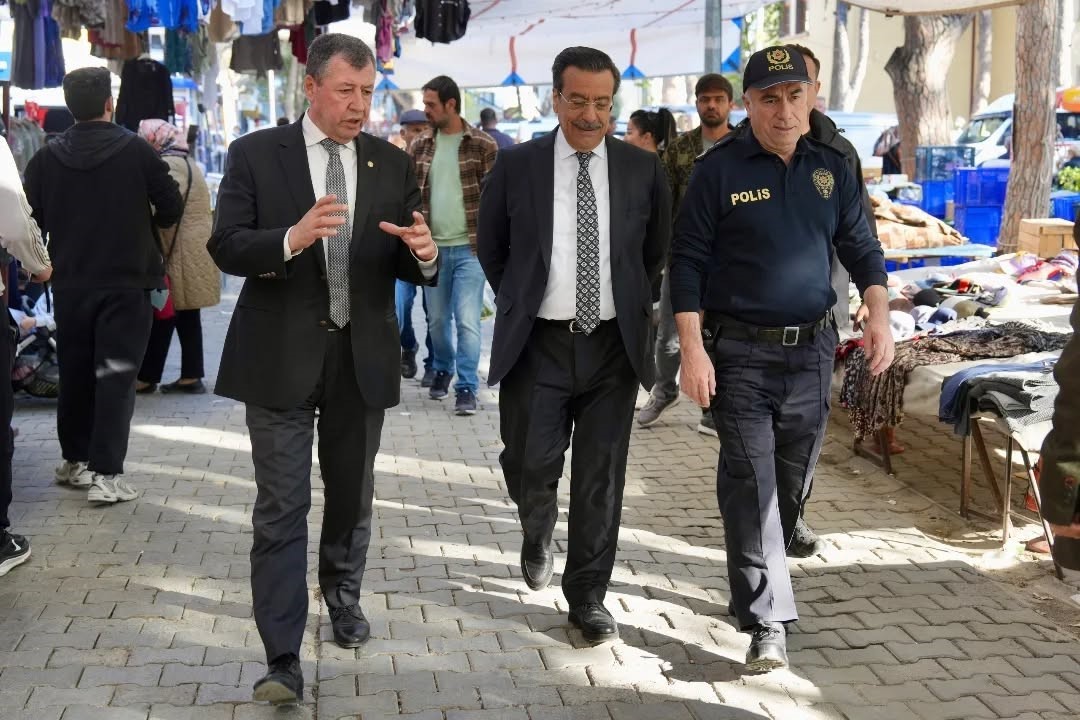 Kaymakam Atilla, pazar esnafını ziyaret etti
?v=1