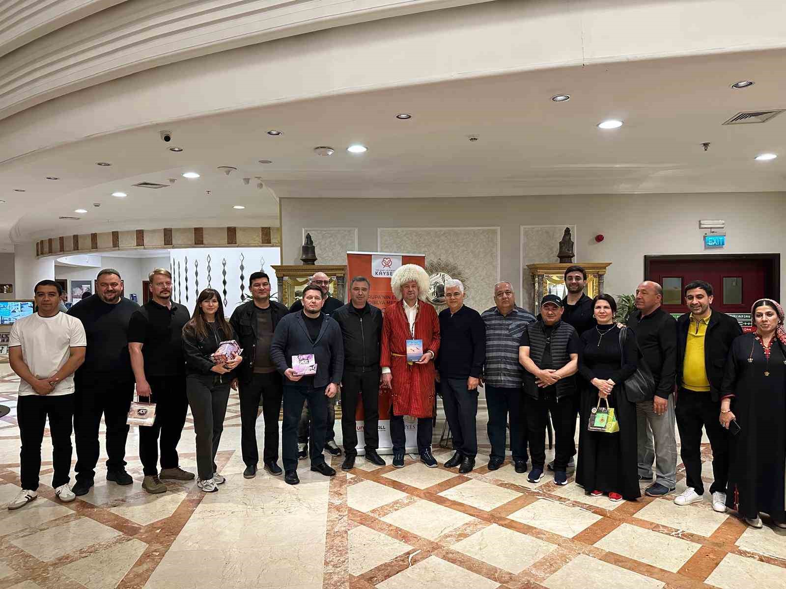 Uluslararası iş birliklerinin yeni durağı Kumsmall
?v=1