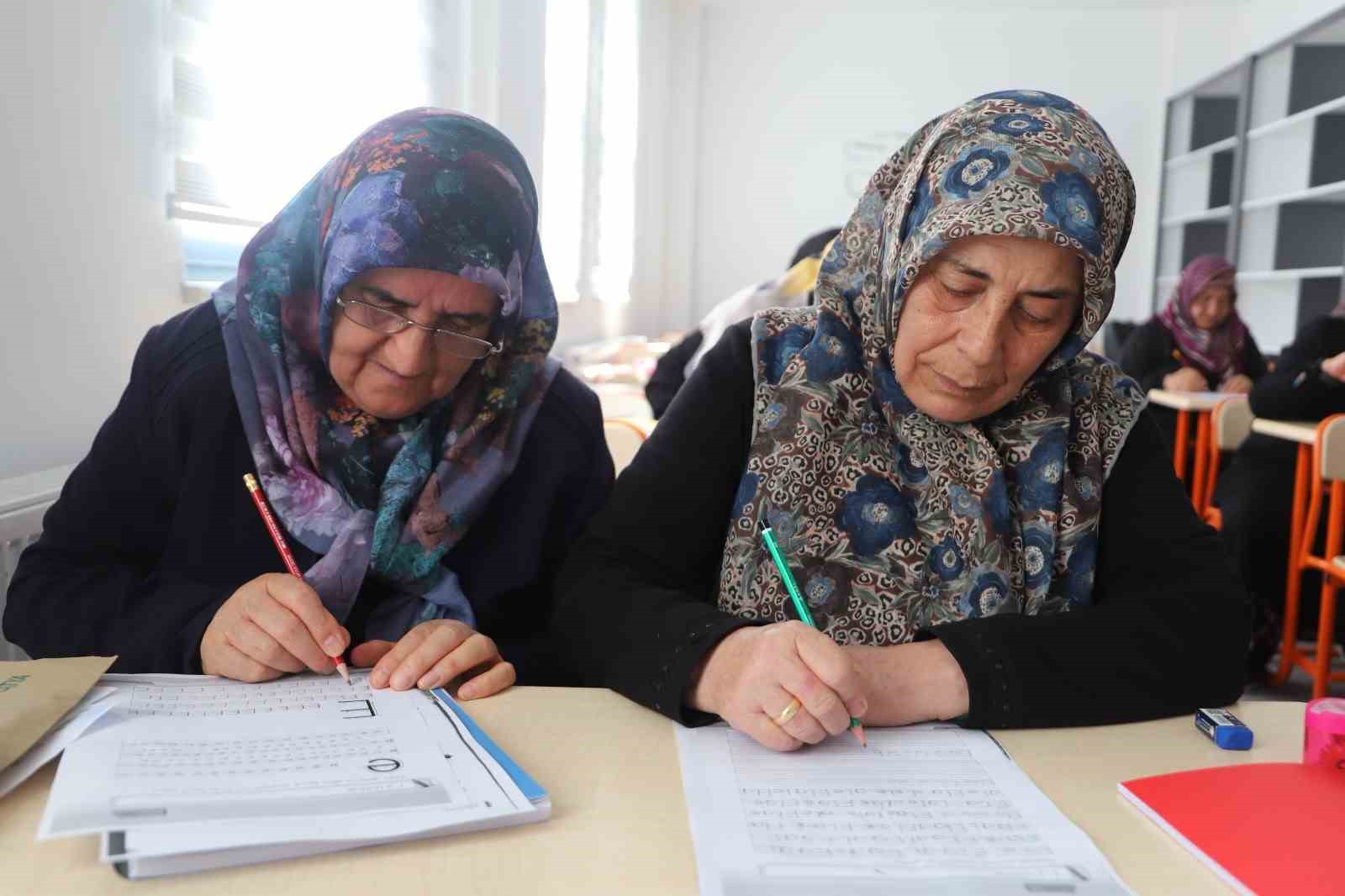 Battalgazi’de yaşlı vatandaşlara okuma yazma desteği
?v=1