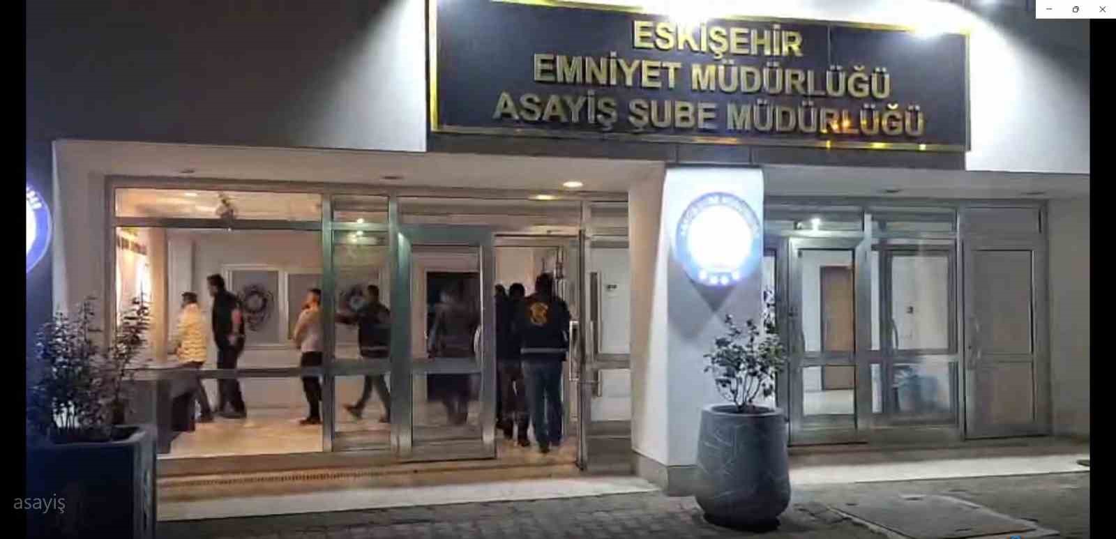 Eskişehir’de otomobil hırsızlığı
?v=1