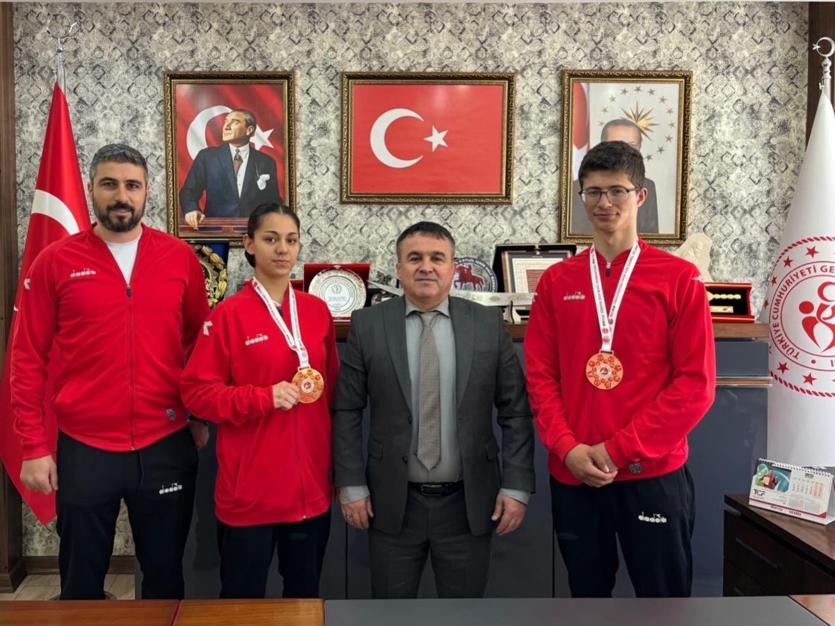 Bilecikli sporculardan kick boksta Türkiye derecesi
?v=1