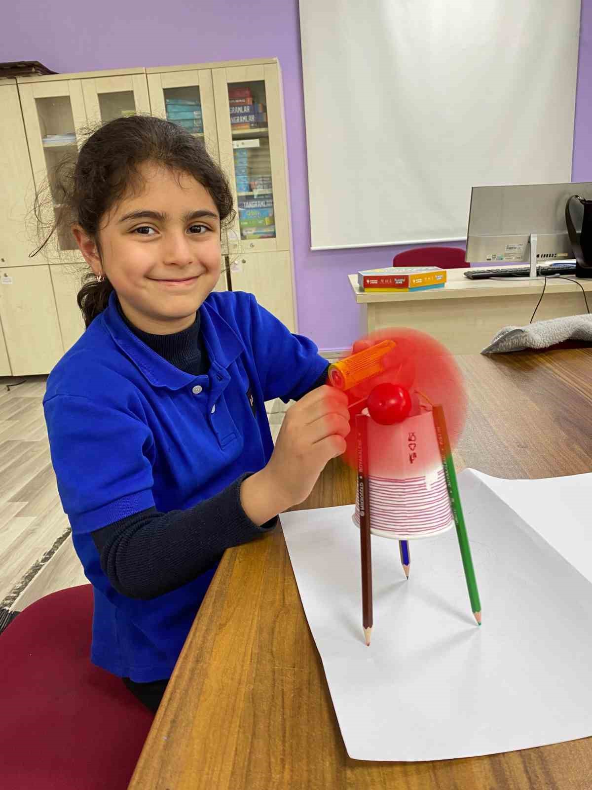 Menteşe’de geleceğin yazılımcıları yetişiyor
?v=1