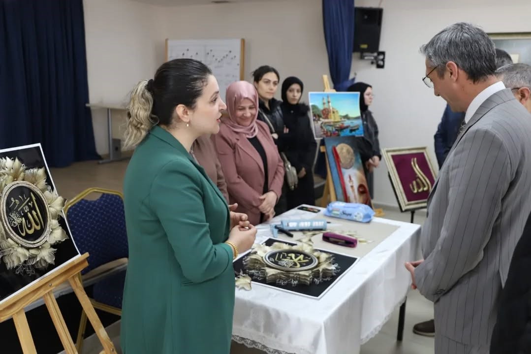 Bayburt’ta ’Sevginin Diliyle Değerlerimiz’ sergisi açıldı
?v=1