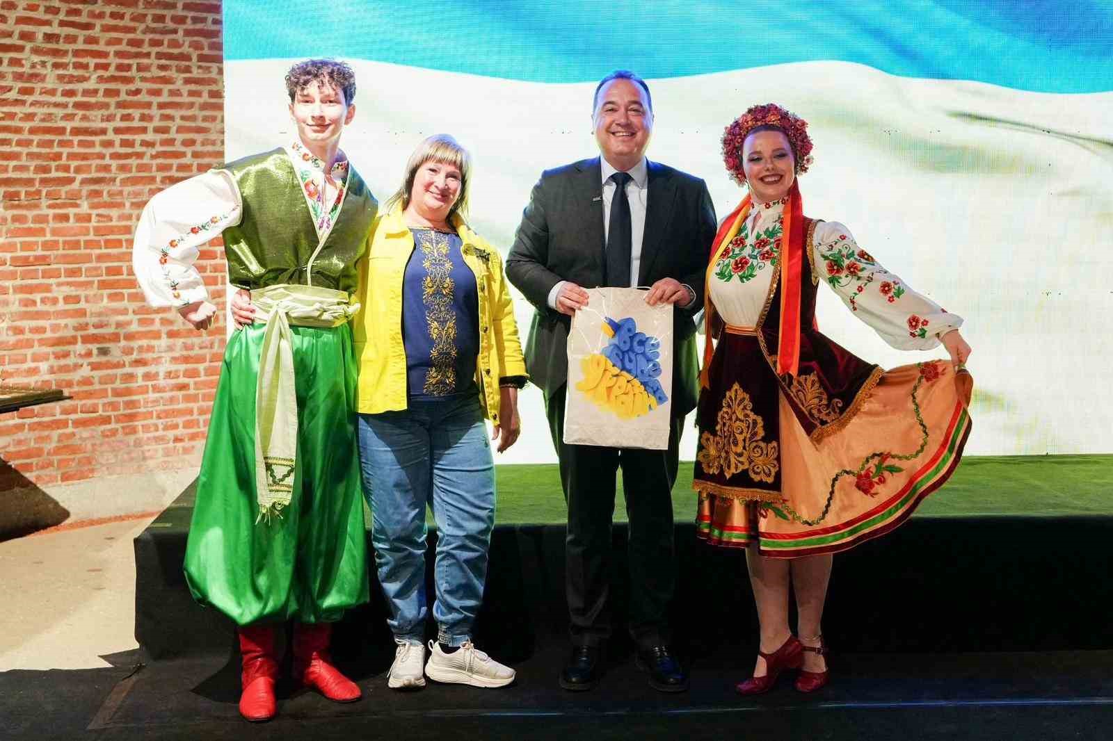 Mesir Festivali’nde dünya kültürleri Manisa’da buluştu
?v=1