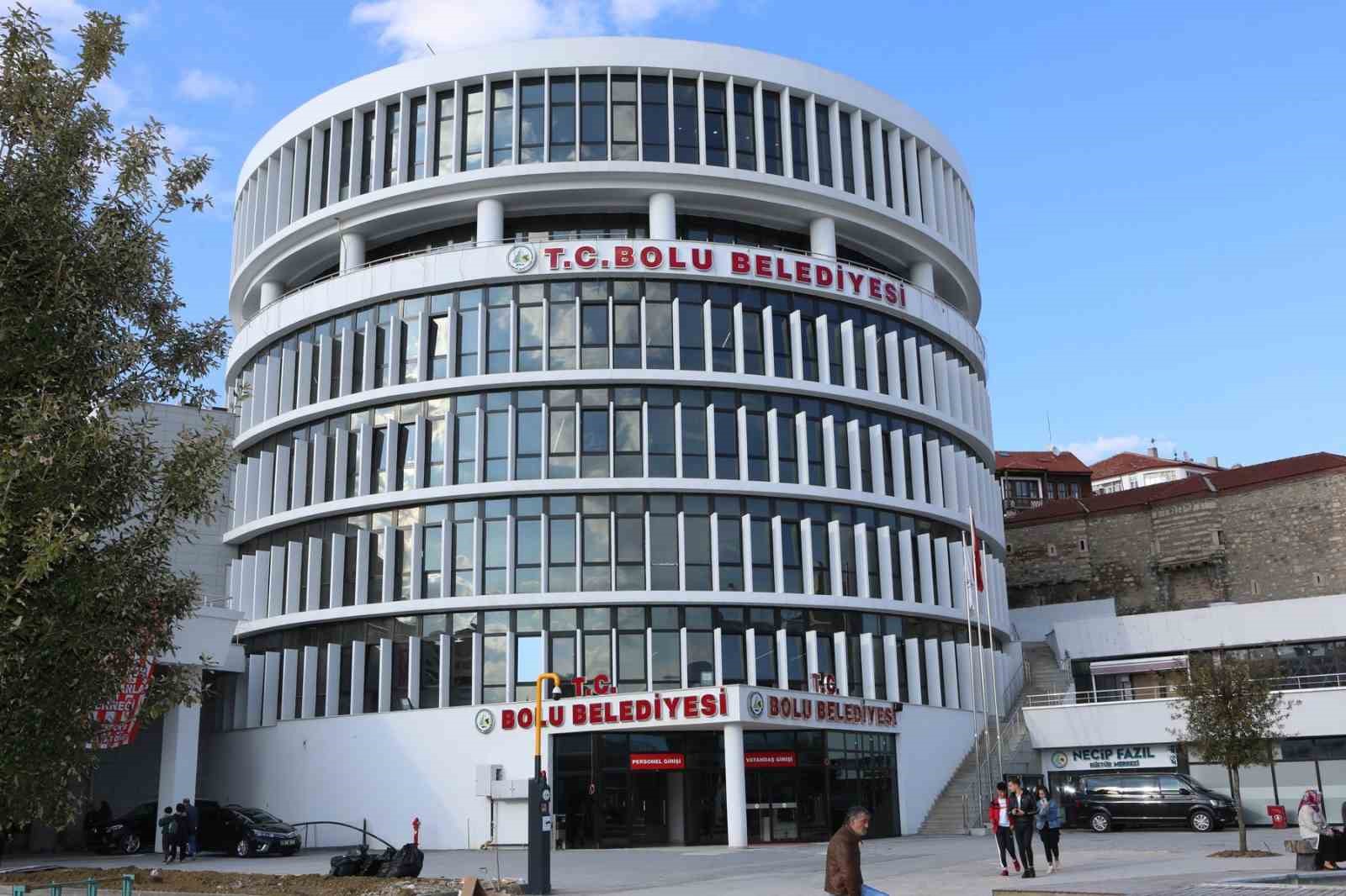 3 Belediye Başkan Yardımcısı tutuklanan Bolu Belediyesi’nde yeni atama
?v=1