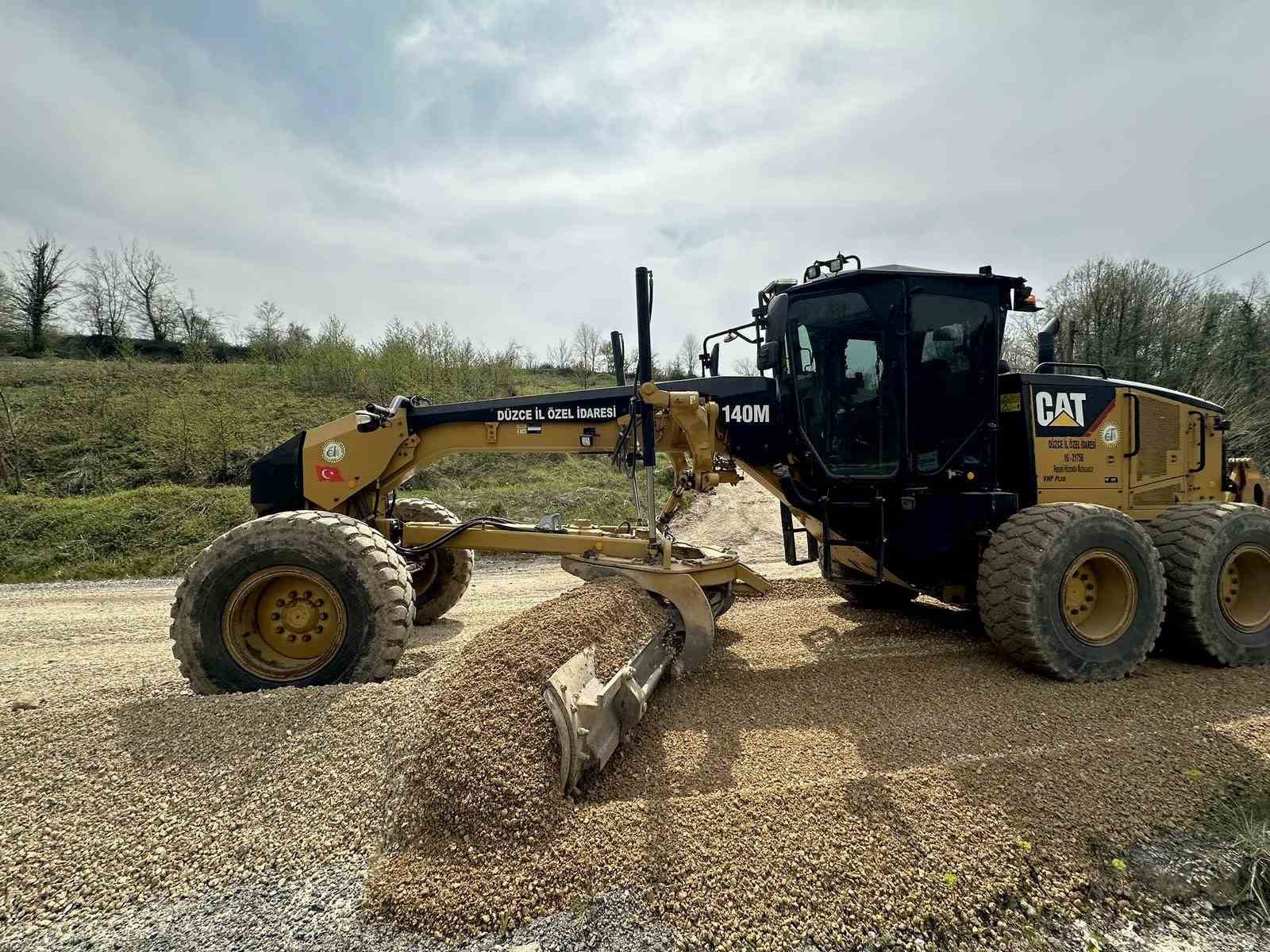 Düzce’de köy yollarında çalışmalar hız kazandı
?v=1