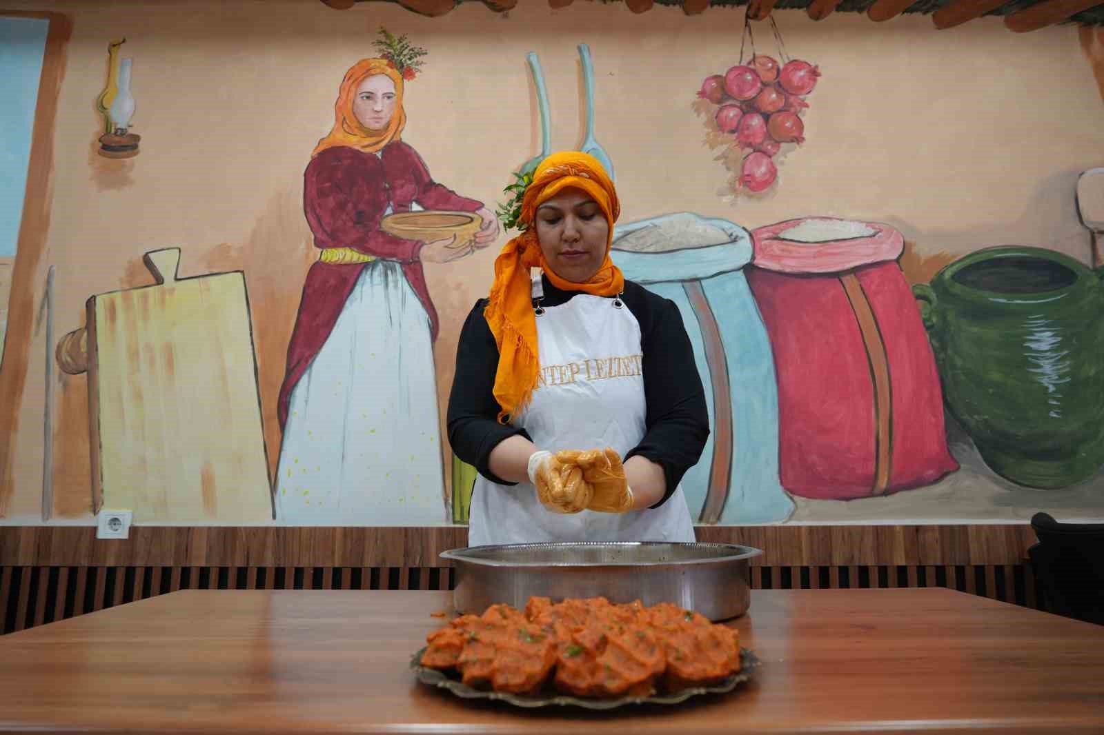 Eşine yardım için gitti kendi işinin patronu oldu
?v=1