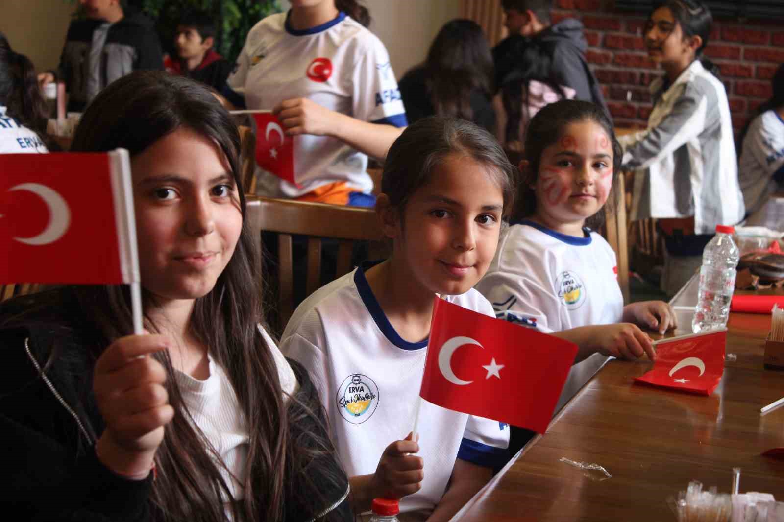 AFAD ERVA sporcuları gönüllerince eğlendi
?v=1