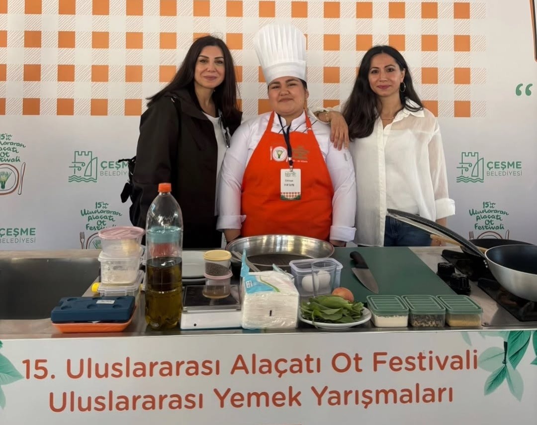 Köşk’lü öğrenciler Uluslararası Alaçatı Ot Festivali’nde büyük bir başarıya imza attılar
?v=1