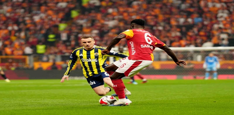 Trendyol Süper Lig: Galatasaray: 1 - Fenerbahçe: 0 (İlk yarı)
?v=1