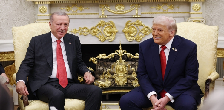 Cumhurbaşkanı Erdoğan, ABD Başkanı Trump ile görüştü?v=1