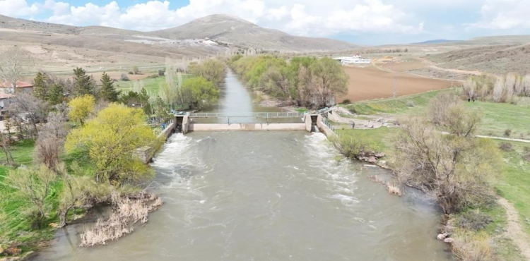 Tomarza’da çiftçiler taşkın riskine karşı uyarıldı?v=1
