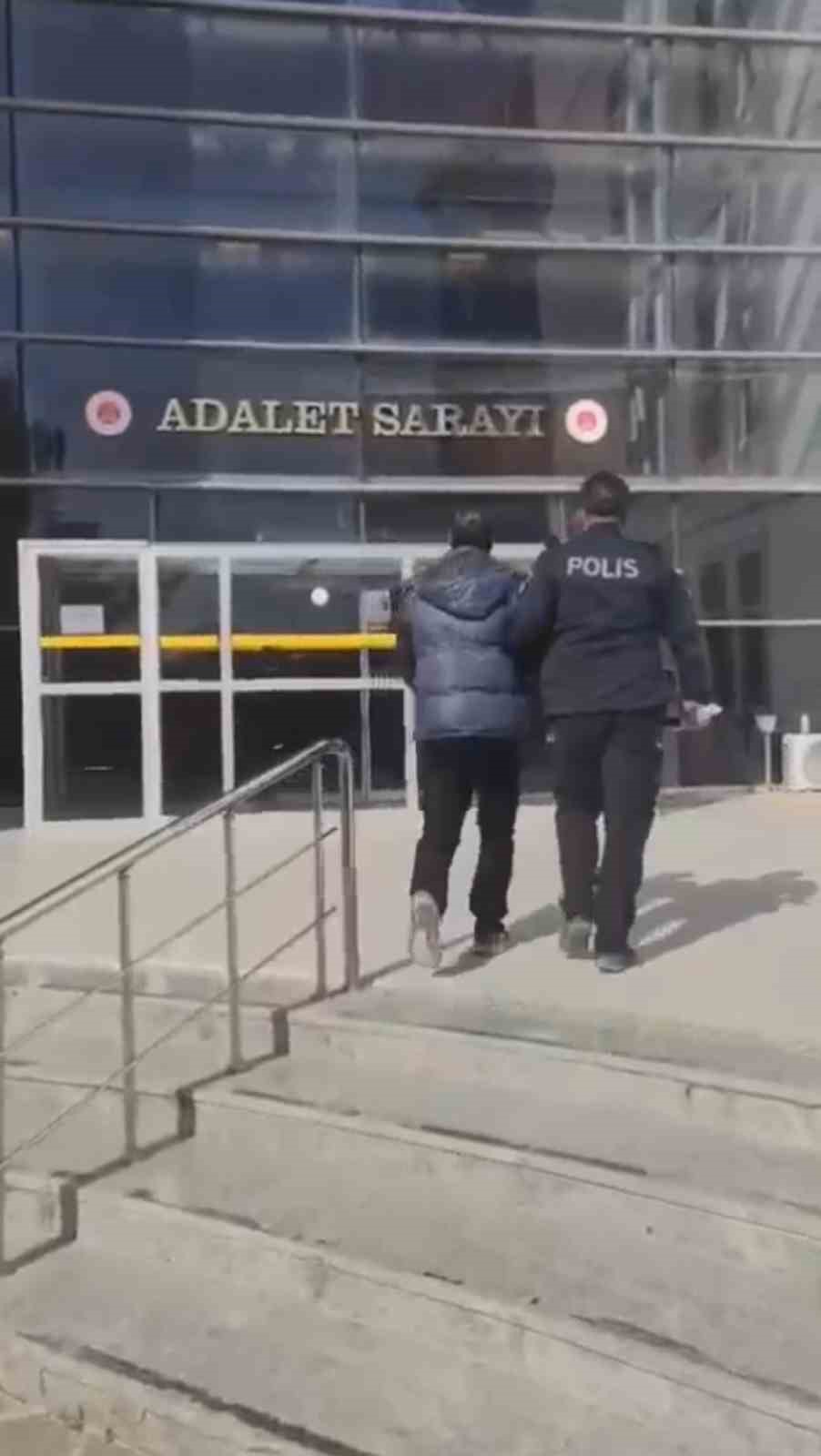 Antakya’da 15 yıl kesinleşmiş hapis cezası bulunan şahıs yakalandı
?v=1