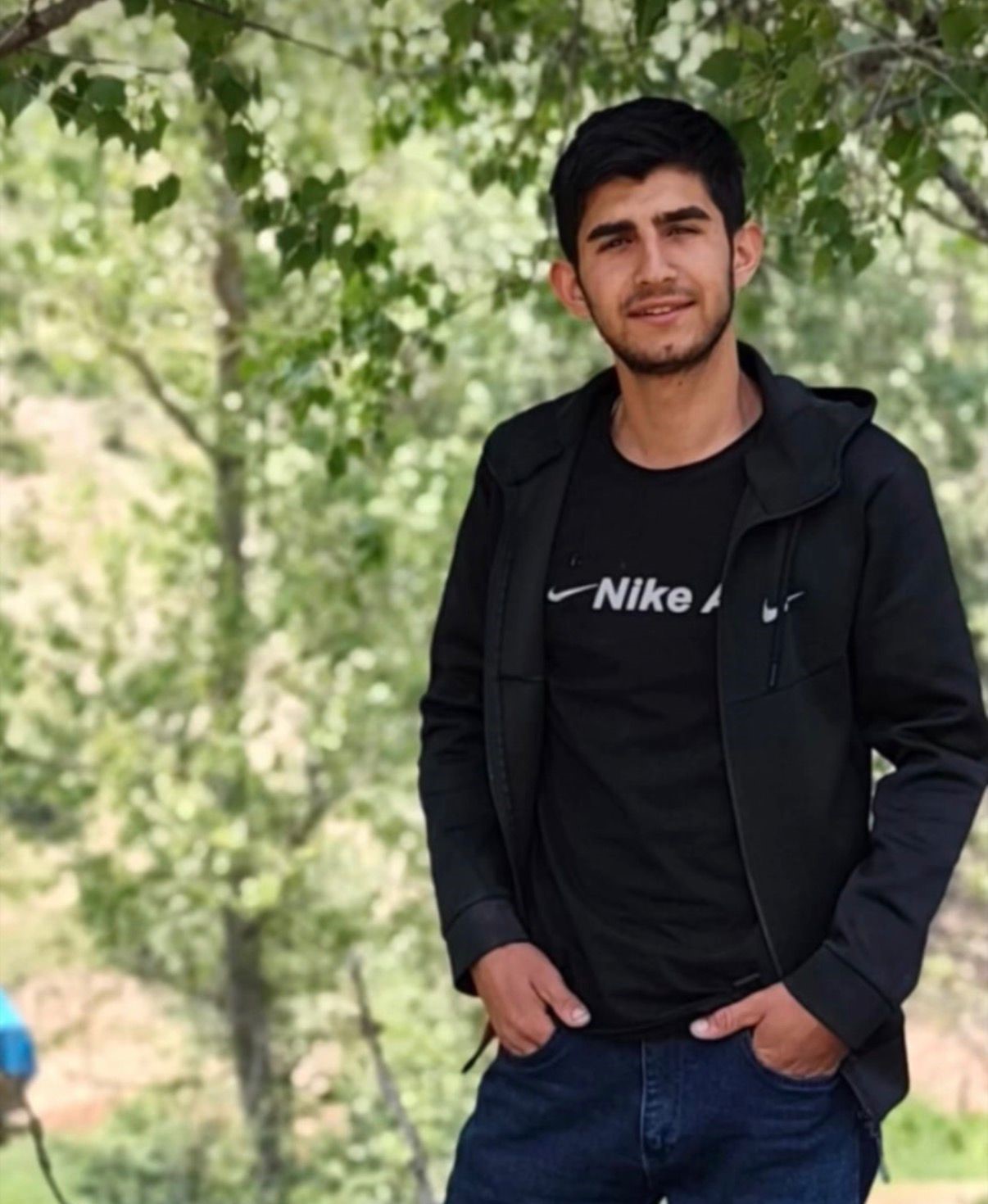 Kene kabusu geri döndü, 21 yaşındaki genç hayatını kaybetti
?v=1