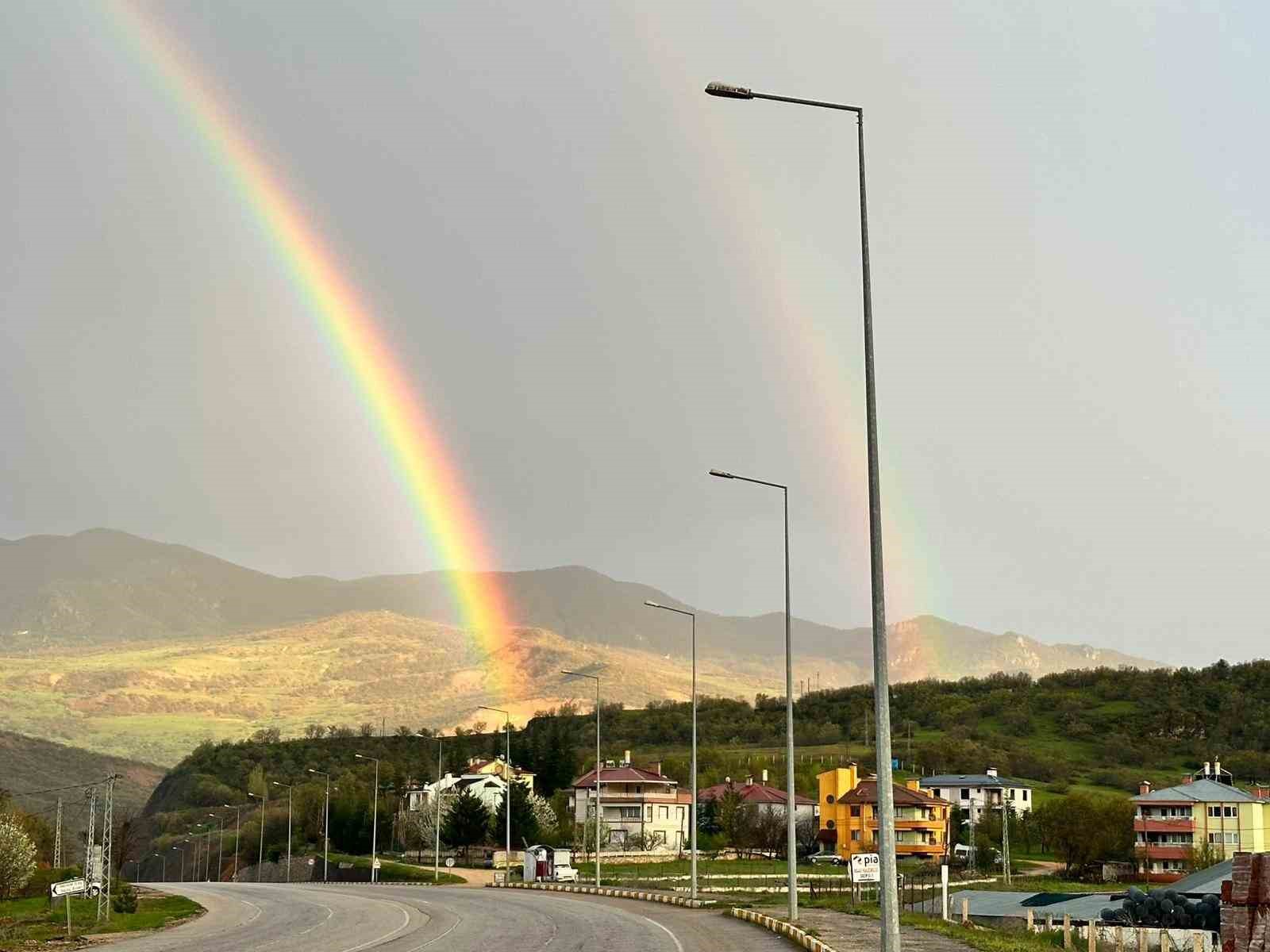 Tunceli’de gökkuşağı görsel şölen sundu
?v=1