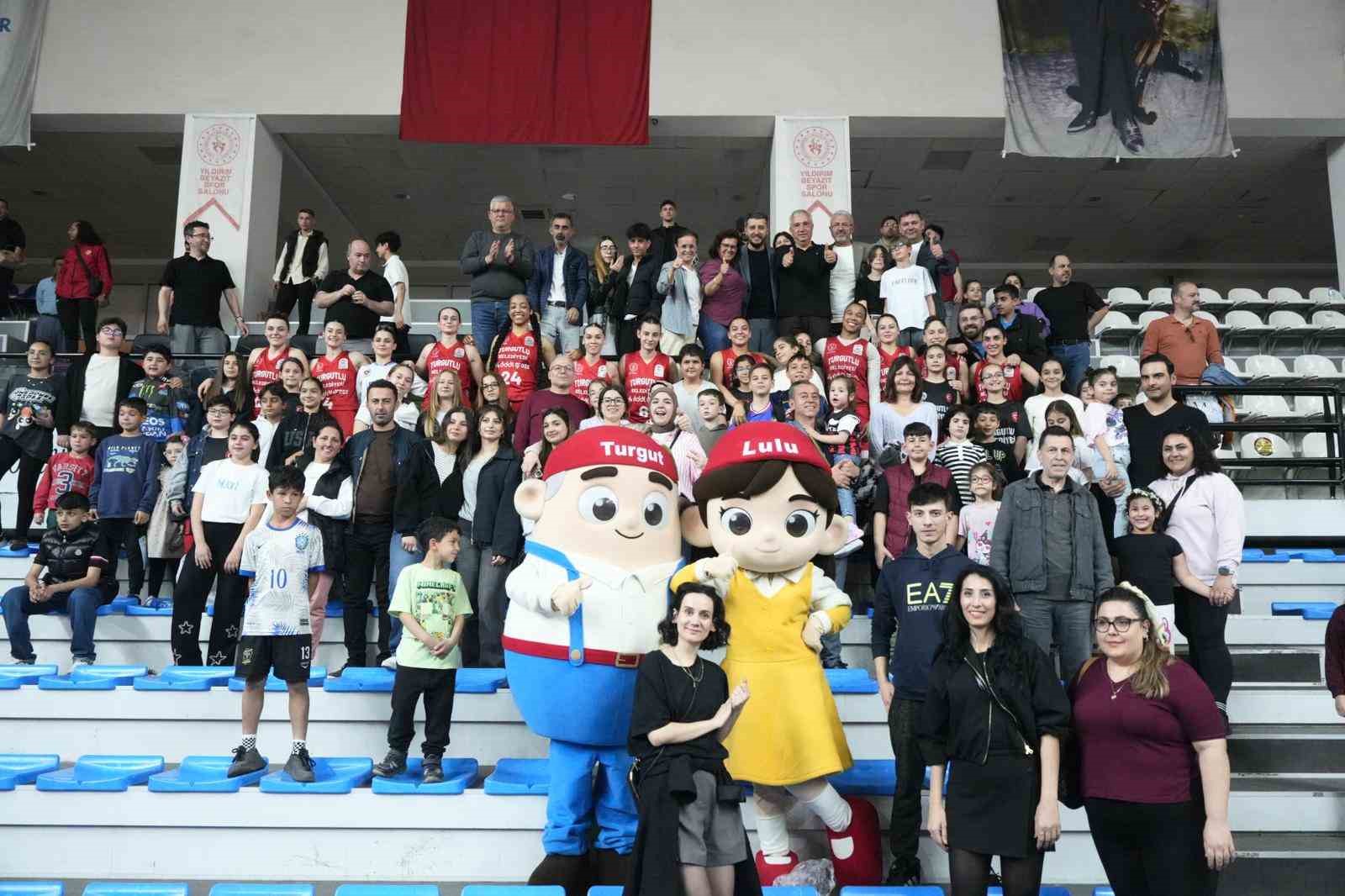 Turgutlu’nun perilerinden Play-Off’a muhteşem başlangıç
?v=1