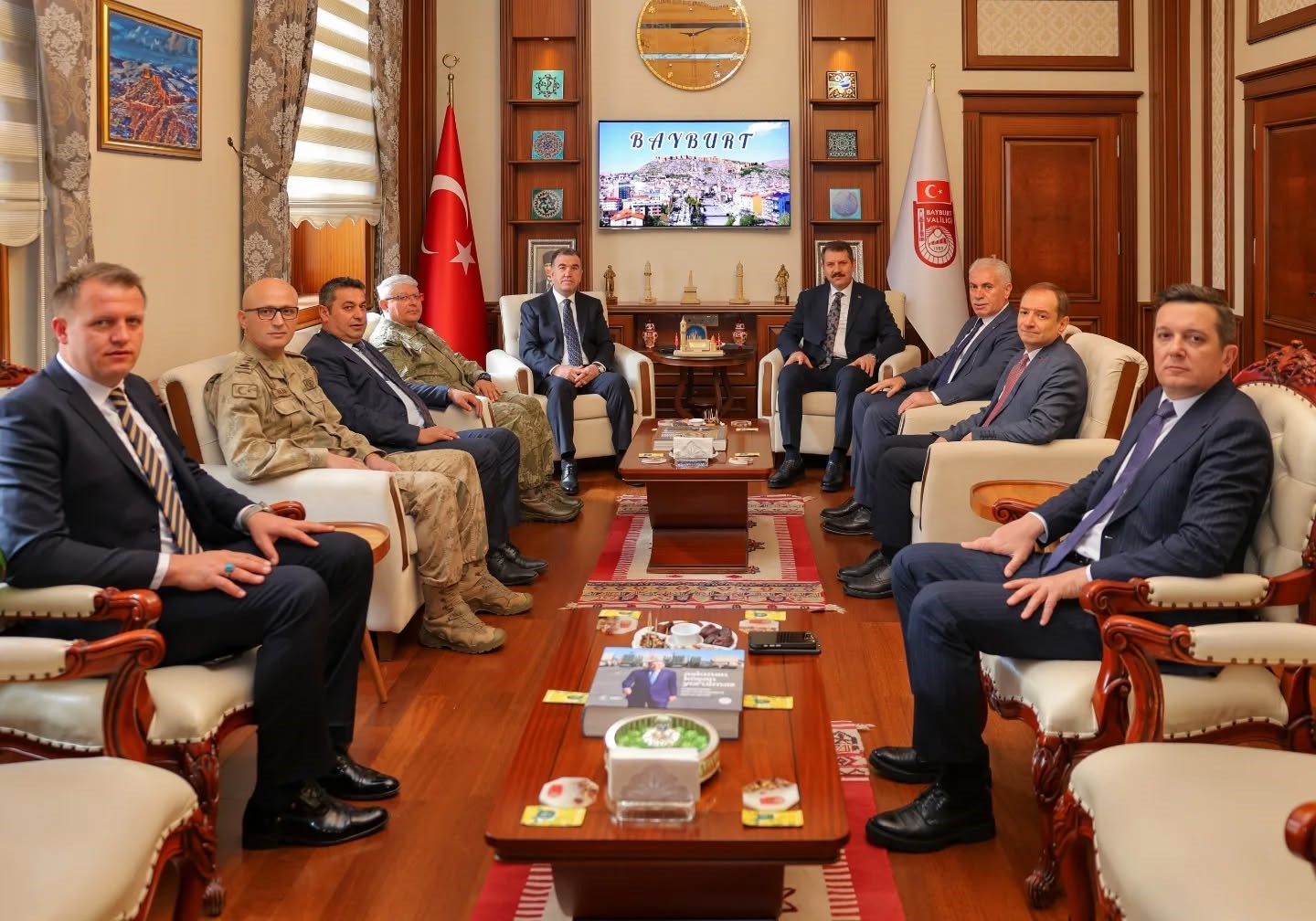 Milli Savunma Bakan Yardımcısı Ayhan’dan memleketi Bayburt’a ziyaret
?v=1