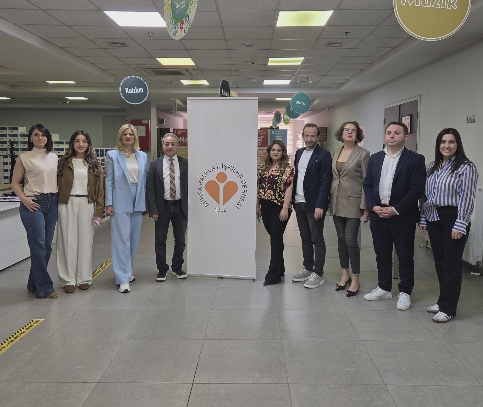 BHİD’de bayrak değişimi
?v=1