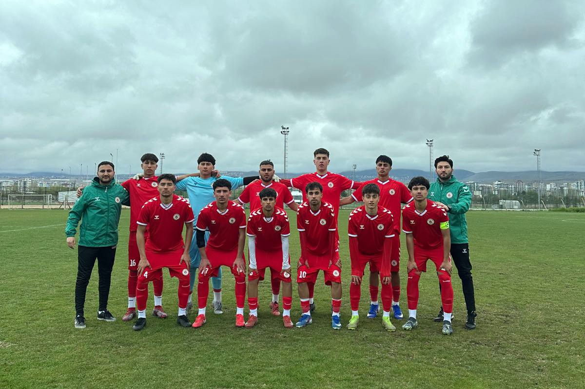 Adil Sani Konukoğlu Spor Lisesi Gençler A Kız Futbol Takımı Türkiye finallerinde
?v=1