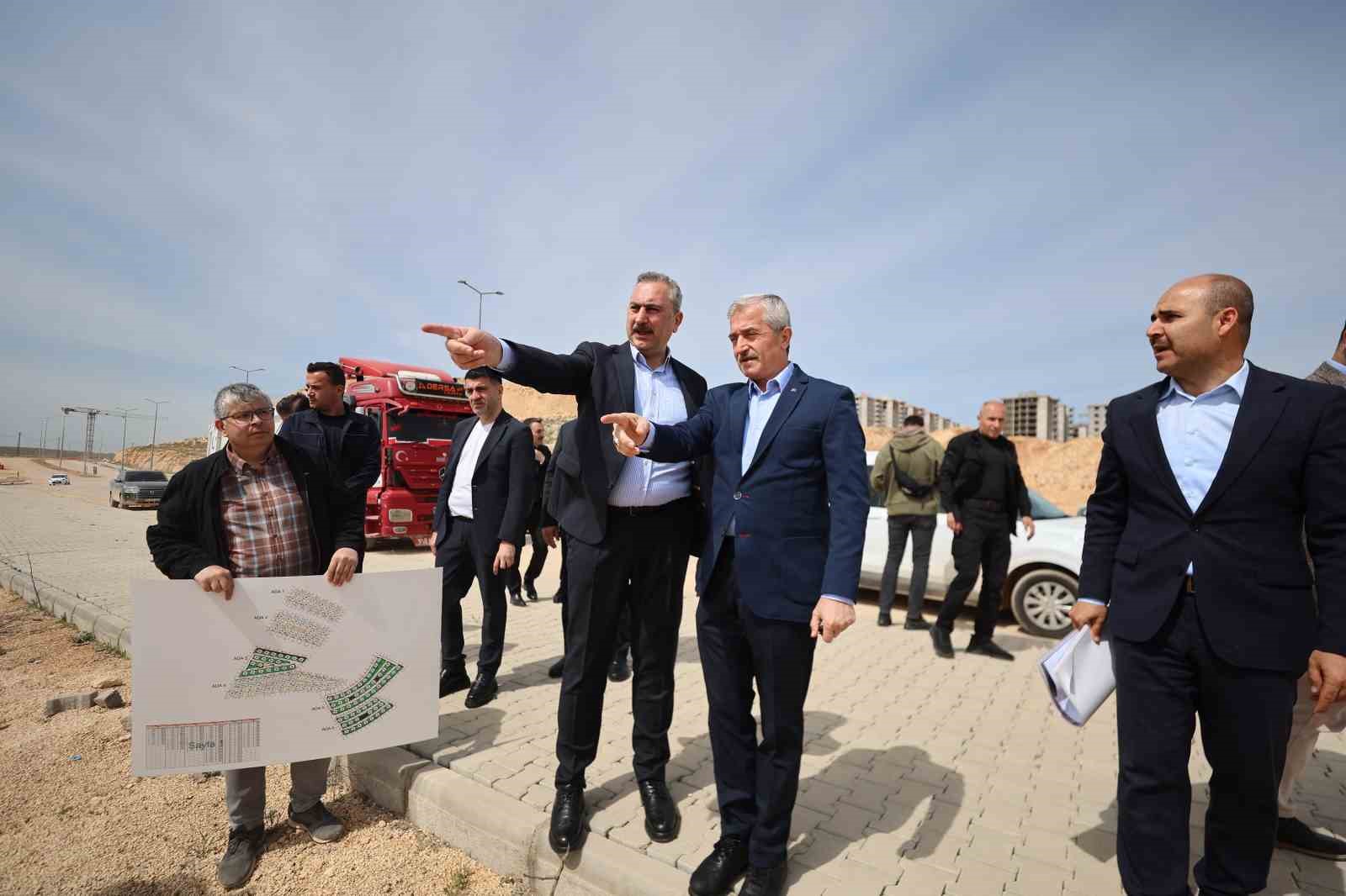 Şahinbey’de 3 bin 414 konutluk dev proje hız kesmiyor
?v=1