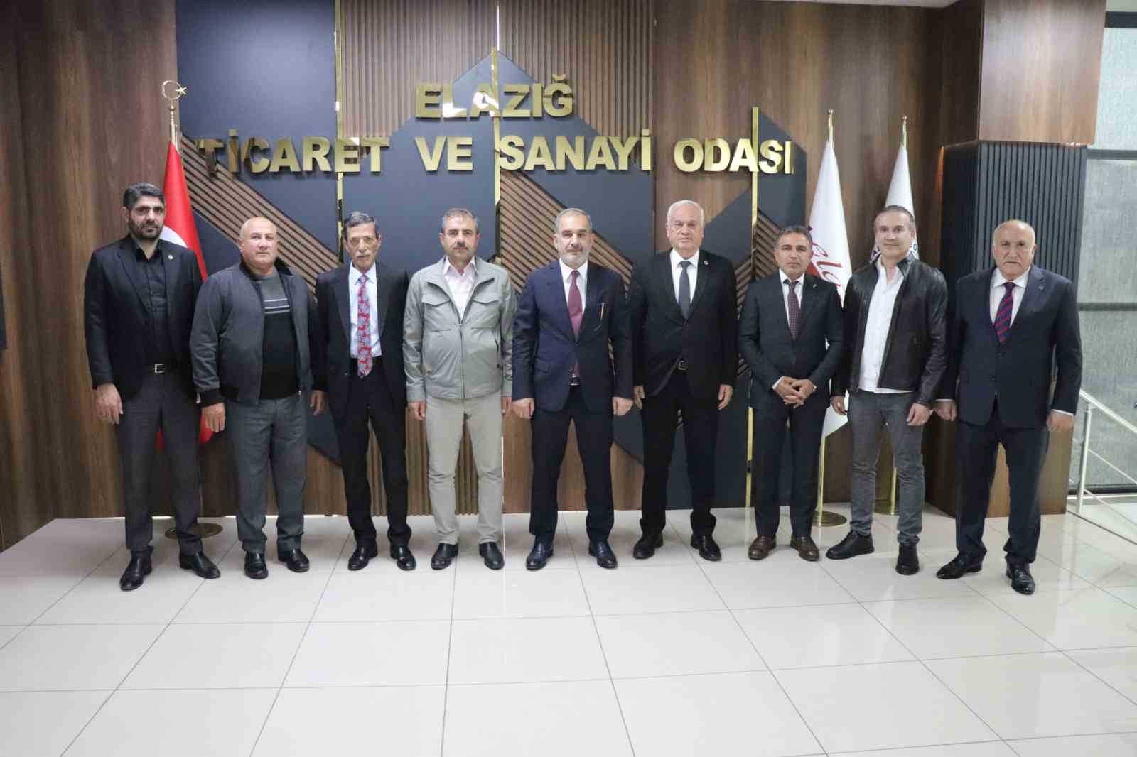 Başkan Alan Karakoçan’ın sorunlarını Vali Hatipoğlu’na iletti
?v=1