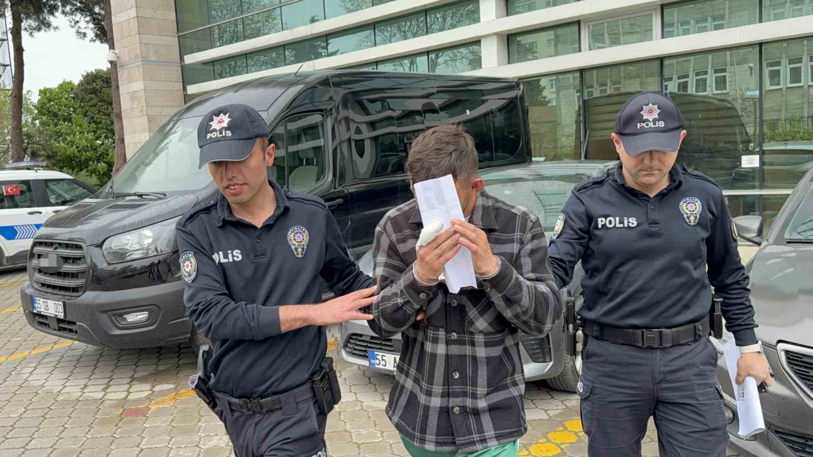 Kavgada bıçakla bir kişiyi yaralayan şahıs tutuklandı
?v=1