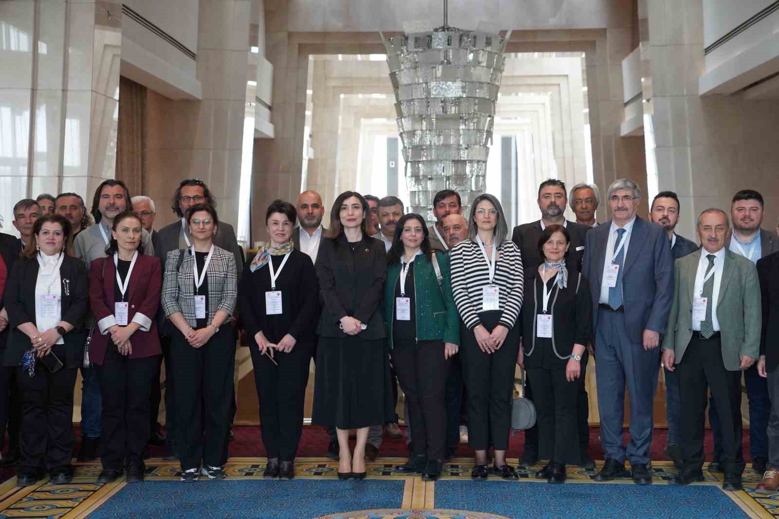 Alevilik ve Bektaşilik Ansiklopedisi için çalıştay düzenlendi
?v=1