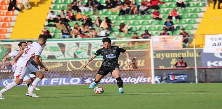 Trendyol Süper Lig: Corendon Alanyaspor: 2 - Samsunspor: 3 (Maç sonucu)?v=1