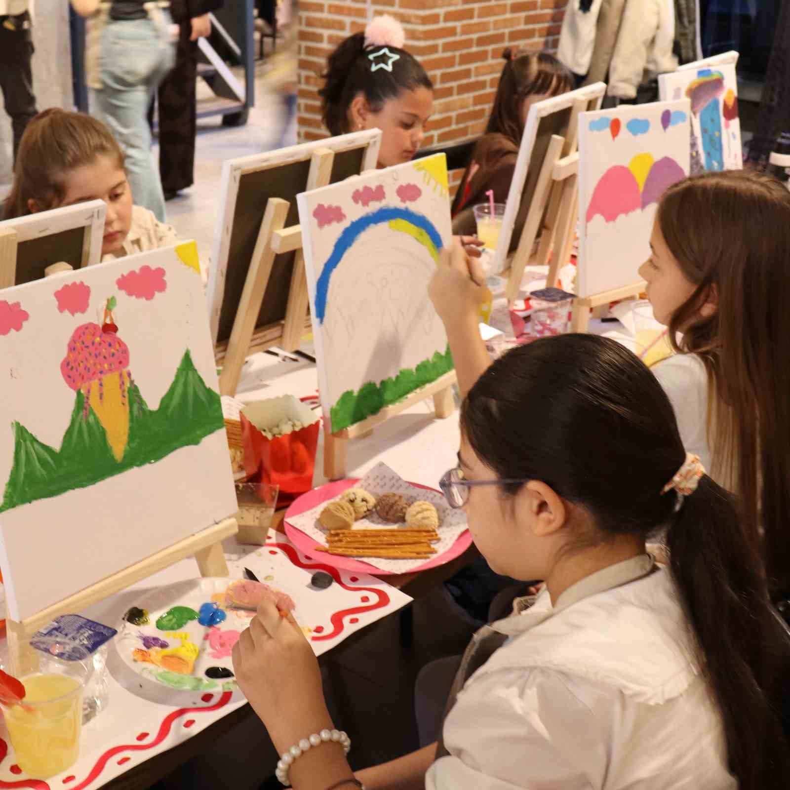 Coşkunöz Holding’de geleneksel resim şenliği coşkusu
?v=1