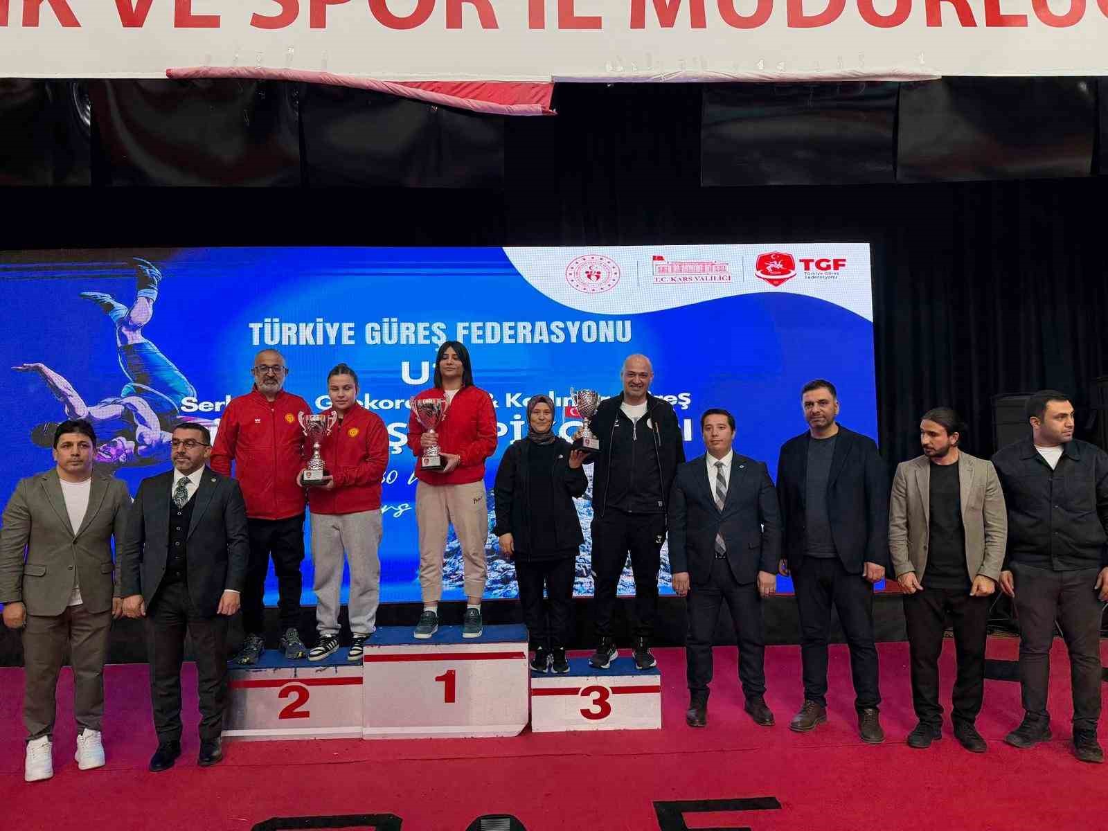 Afyonlu güreşçi Türkiye şampiyonu oldu
?v=1