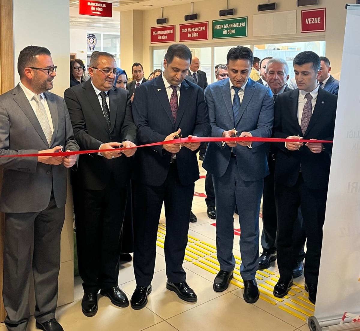 Denetimli Serbestlik Müdürlüğü’nden sanat ve müzikle topluma güçlü mesaj
?v=1