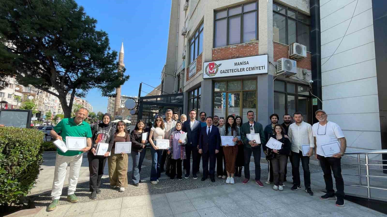 Manisalı Gazeteciler dron ehliyetlerini aldı
?v=1