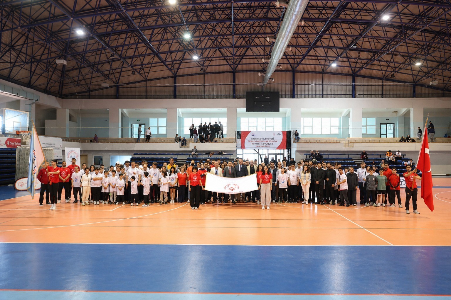 Özel Sporcular ERÜ’de Buluştu
?v=1