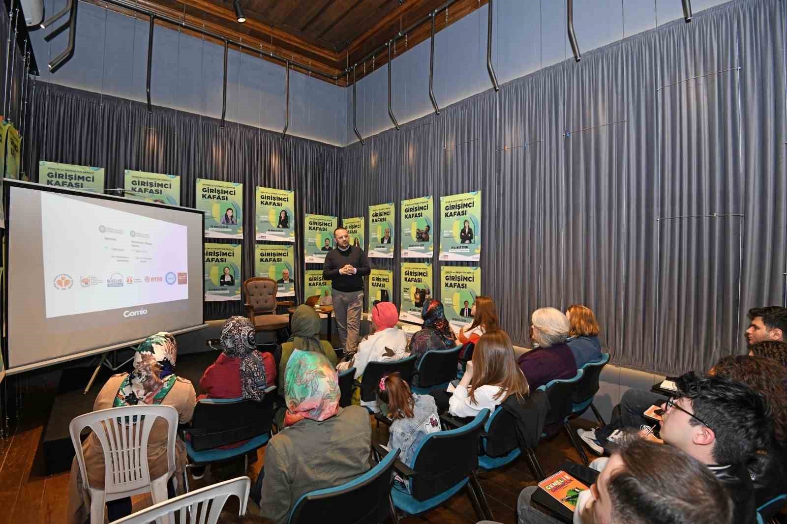 Dijital dünyada iş kurmak isteyenlere altın fırsat
?v=1