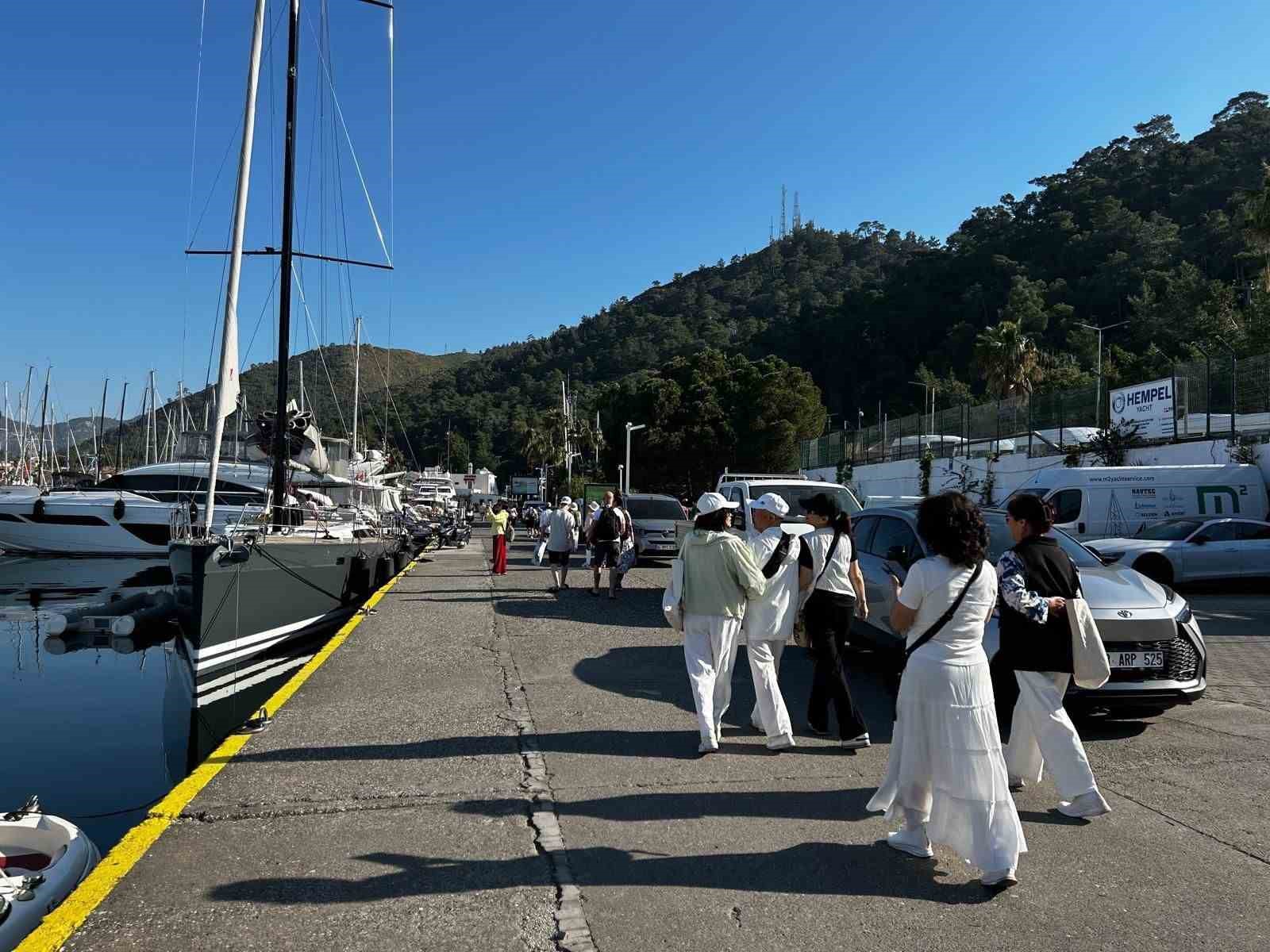 Dev yolcu gemisi Marmaris Limanı’na demirledi
?v=1