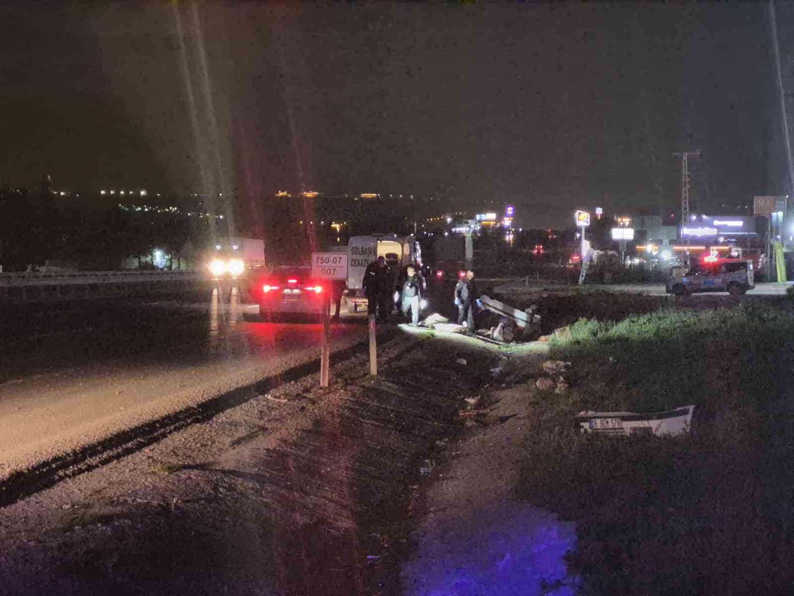 Ankara’da kontrolü kaybeden araç takla attı: 1 ölü, 2 yaralı
?v=1