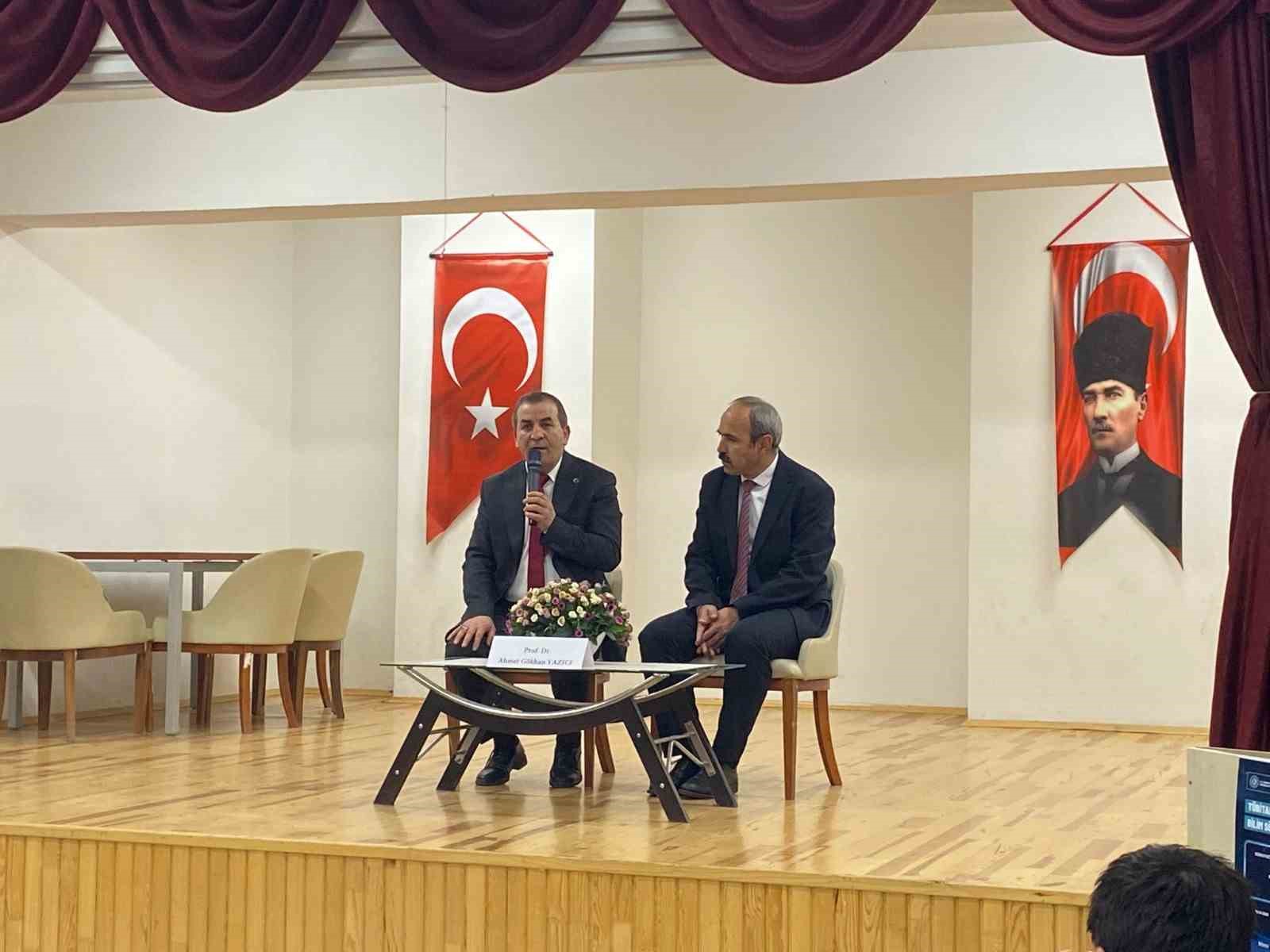 Erzincan’da gençlere sağlıklı yaşam ve spor vurgusu
?v=1