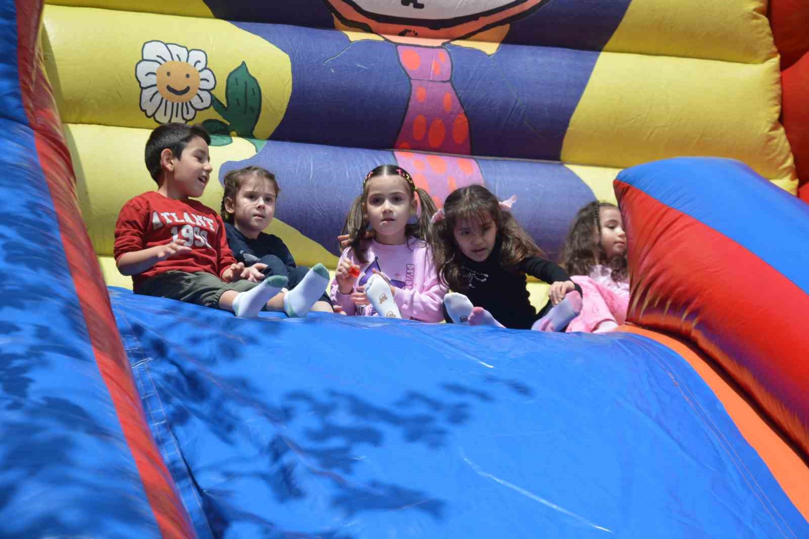 Ordu’da okul bahçesi oyun parkına dönüştü
?v=1