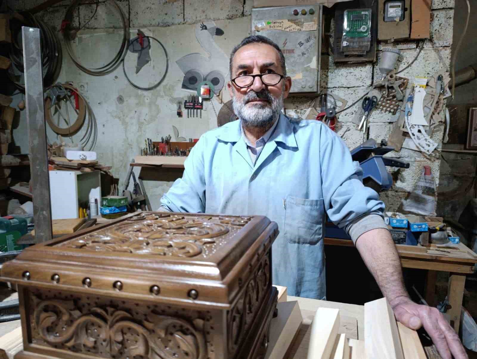 Sandık ustası:  Maraş sandığında silah saklanmaz 
?v=1