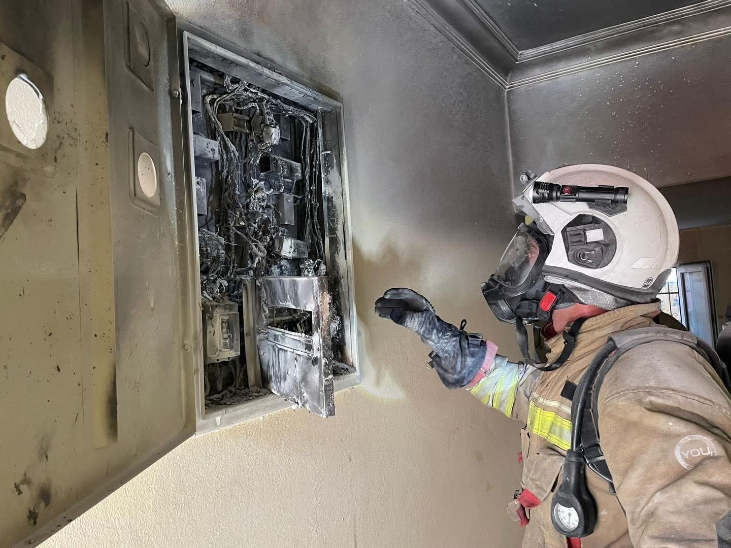 İskenderun’da elektrik panosundan alevler yükseldi
?v=1