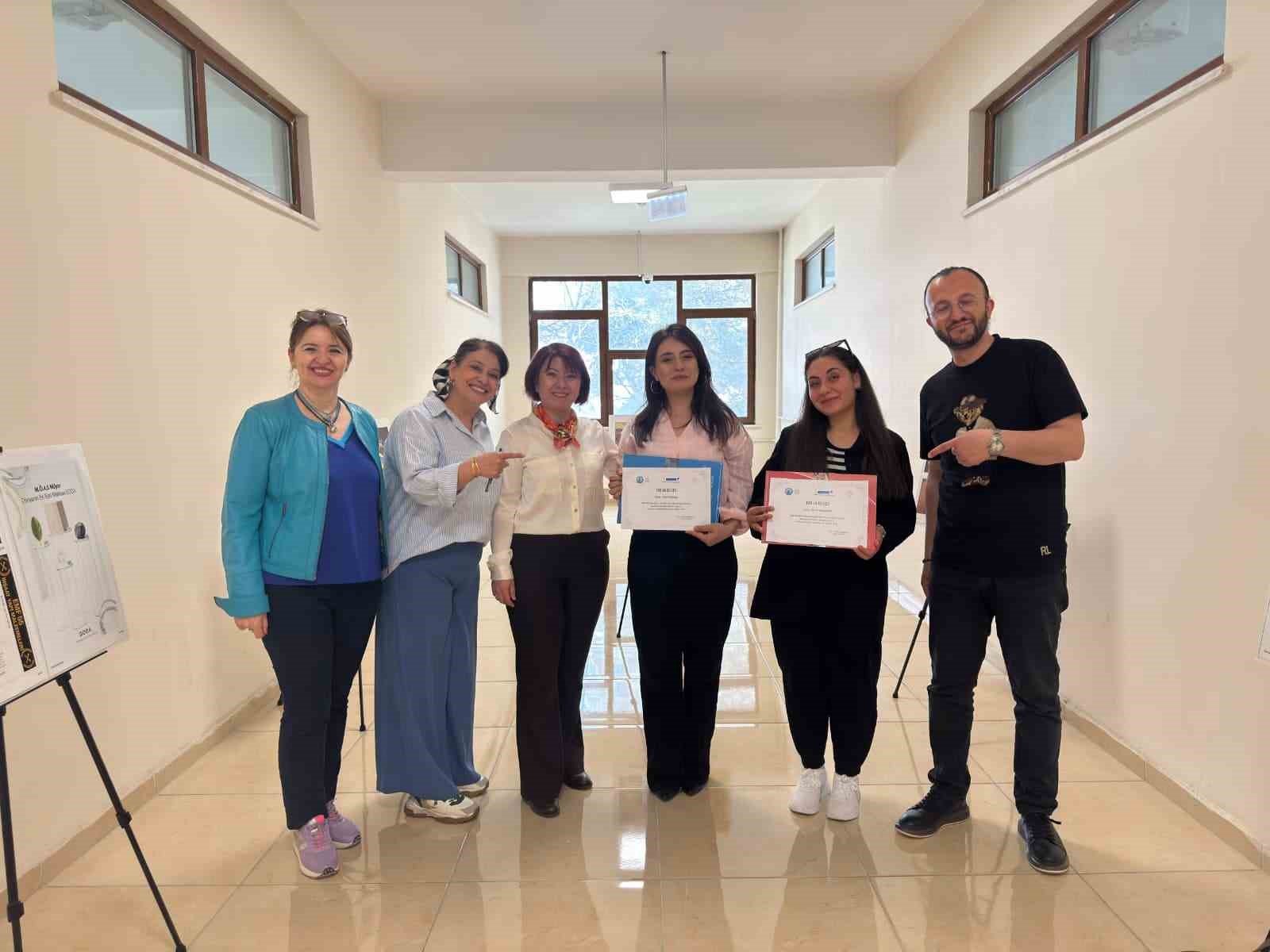 Şuhut’ta ‘Kariyerler Günleri’ etkinliği
?v=1