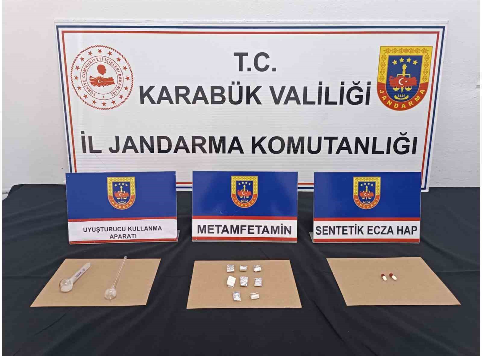 Karabük’te uyuşturucu operasyonu: 10 şüpheli yakalandı
?v=1