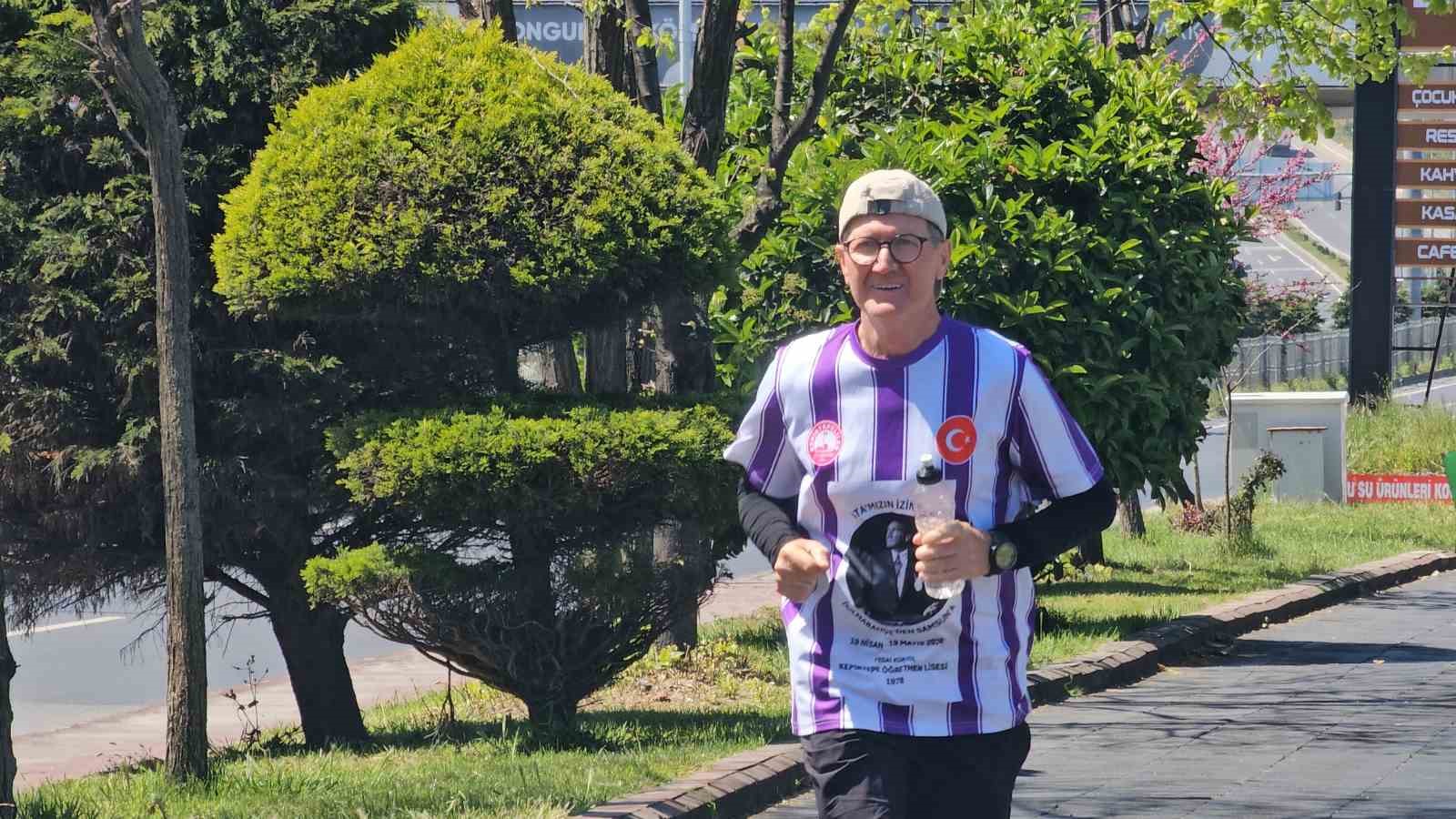 65 yaşındaki diş hekimi Fedai Kürtül, İstanbul’dan Samsun’a koşuyor
?v=1