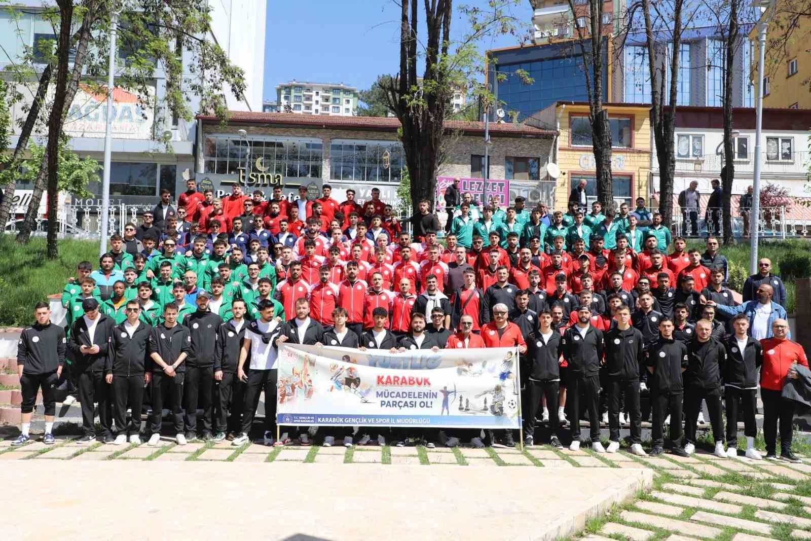 Yurt Lig heyecanı öncesi sporcular Karabük ve Safranbolu’yu keşfetti
?v=1