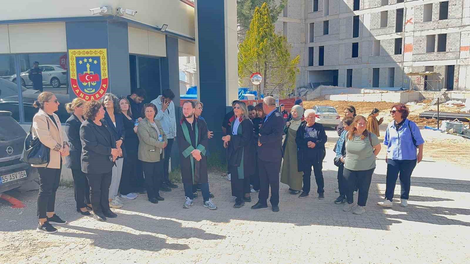 Hamile eşini öldüren sanığa ağırlaştırılmış müebbet
?v=1