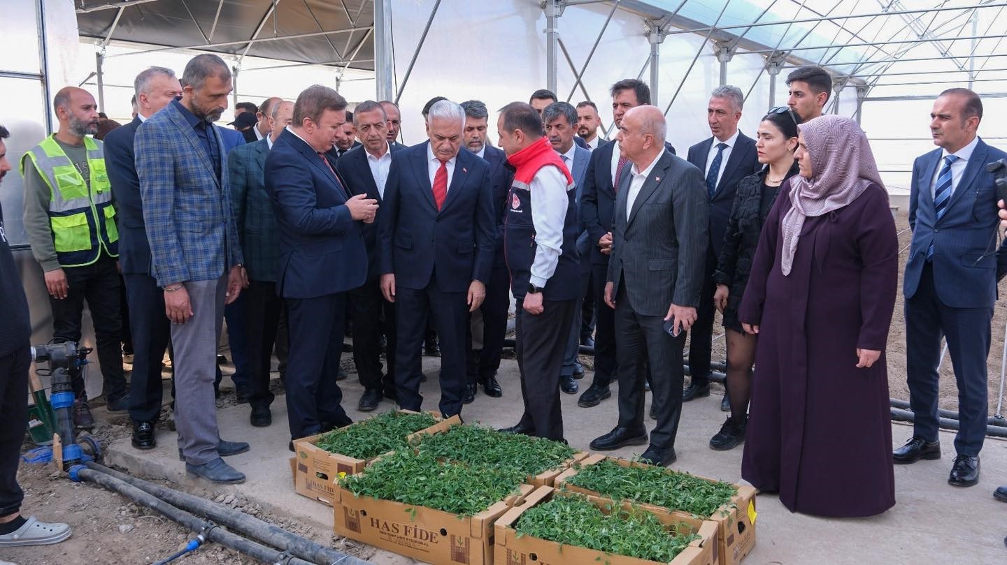 Erzincan’da tarımsal üretimi artıracak proje yerinde incelendi
?v=1